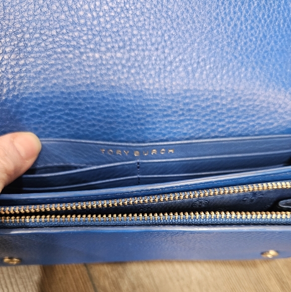 Tory Burch 💙 Britten Duo Envelope Long Continental Snap Closure Leather Wallet - Picture 9 of 16